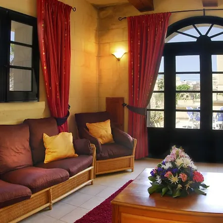 Villagg Tal Fanal Hotel