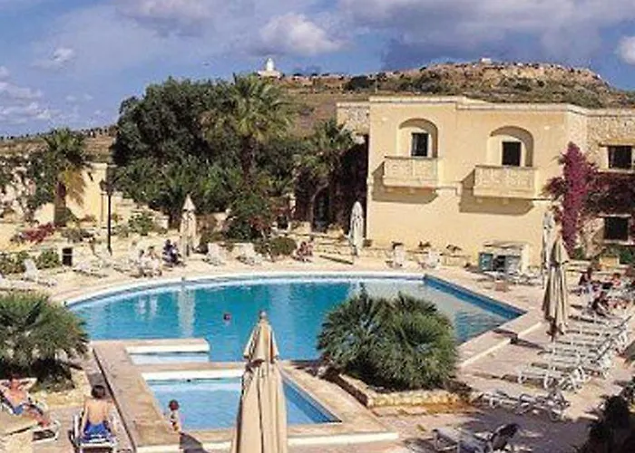 Villagg Tal Fanal Hotel *